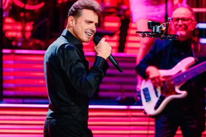 La gira internacional de Luis Miguel.