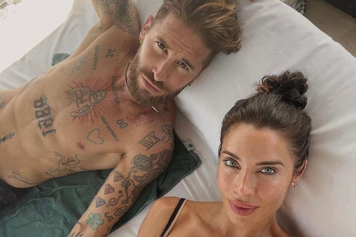 Sergio Ramos y Pilar Rubio, en su domicilio.