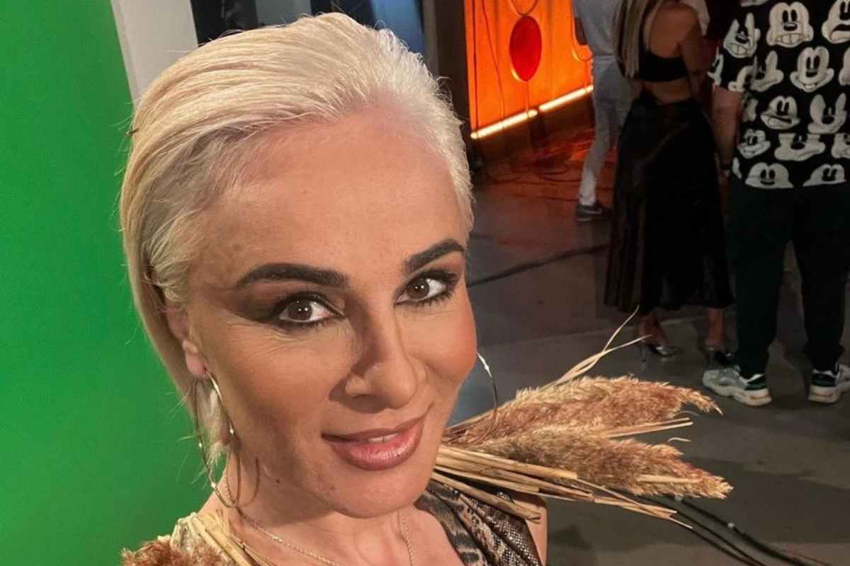 Ana María Aldón abandona el programa 'Fiesta'.