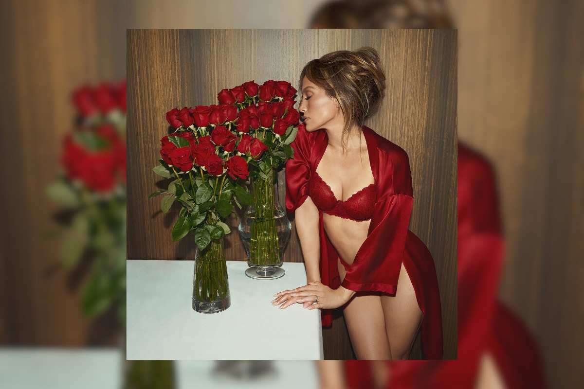 regalo San Valentín Jennifer Lopez ropa interior